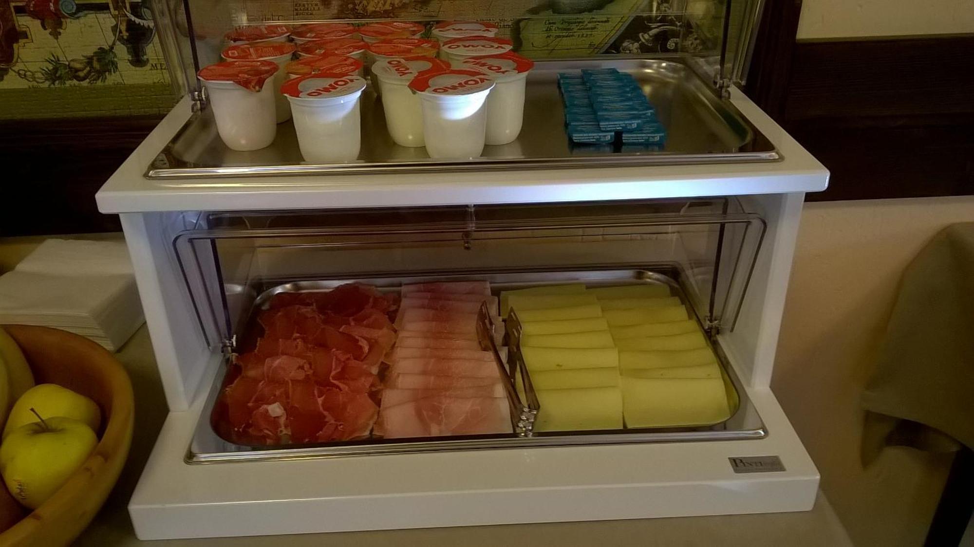 阿尔卑斯酒店 卡斯蒂奥内·德拉·佩雷索 外观 照片